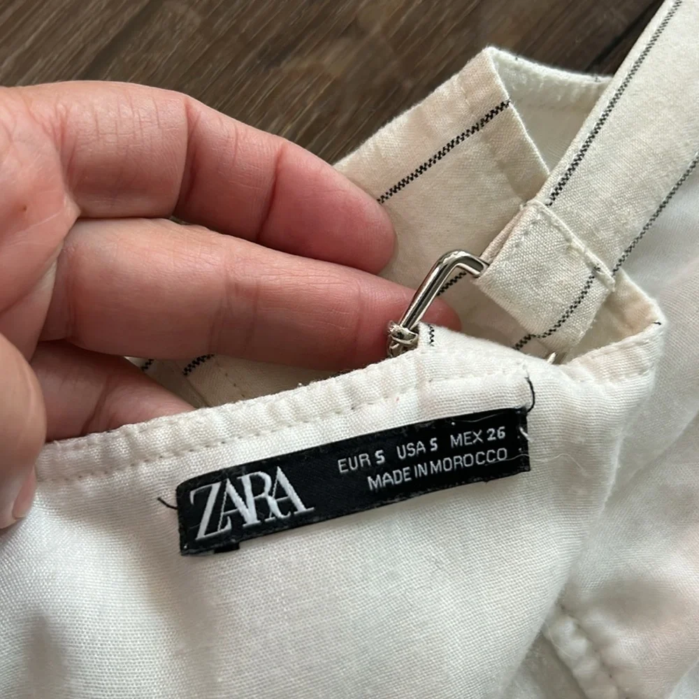 Like new - ZARA Wide-Leg Linen Blend Pinstripe Jumpsuit/Romper
